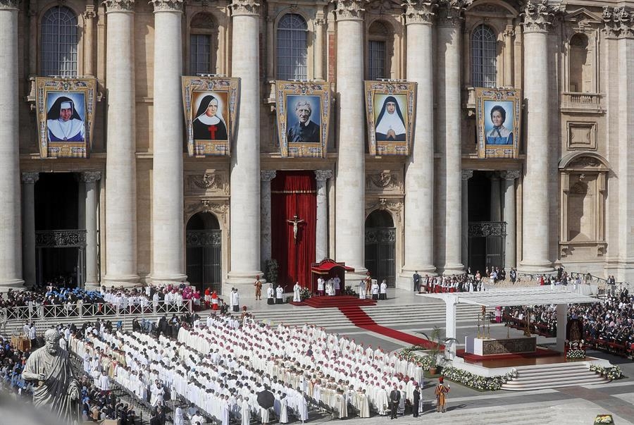 Vaticano celebra primeira missa para Santa Dulce dos Pobres
