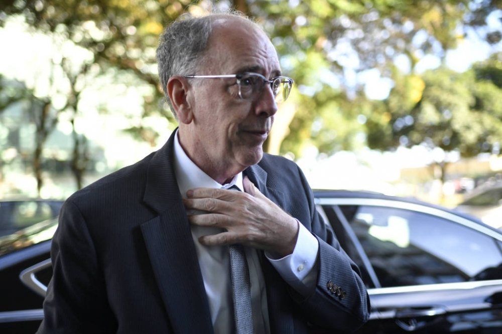 Intervenção branca na Petrobras levou Parente a pedir demissão