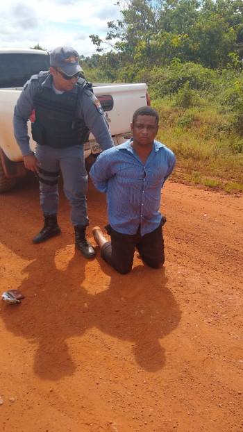 Polcia Militar prende funcionrio que furtou camionete de fazenda em Juna